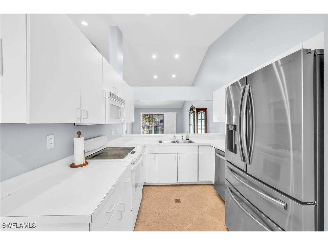 186 Pebble Shores Drive #203 Naples FL 34110 225081133 image3