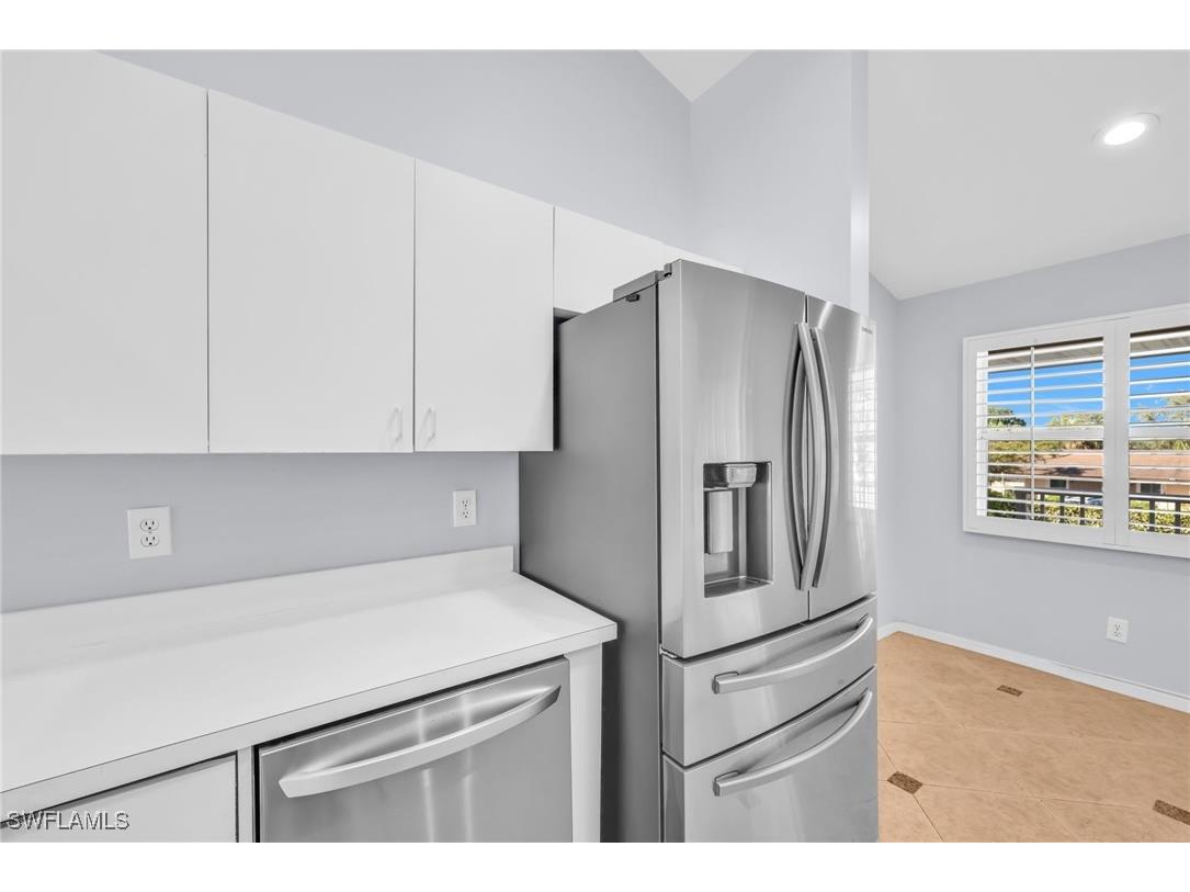 186 Pebble Shores Drive #203 Naples FL 34110 225081133 image4