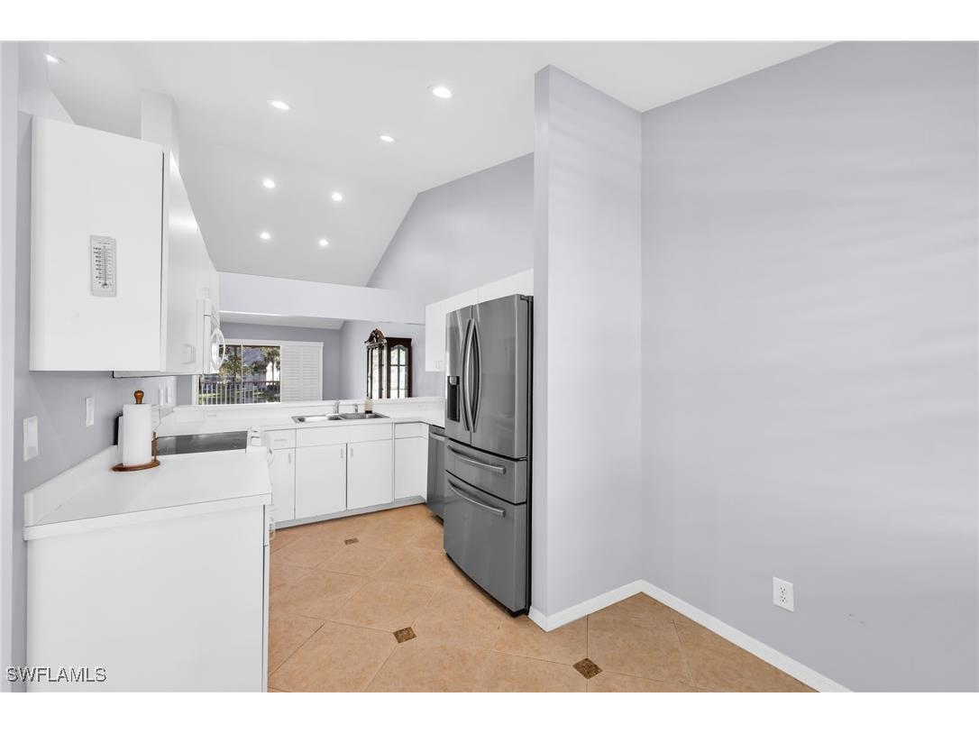 186 Pebble Shores Drive #203 Naples FL 34110 225081133 image5