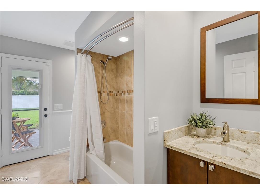  Naples FL 34110 225077455 image16