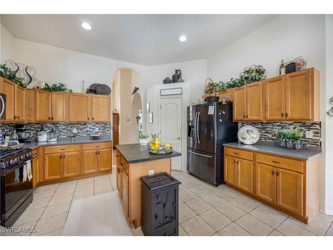 1860 22nd Avenue NE Naples FL 34120 225081314 image11