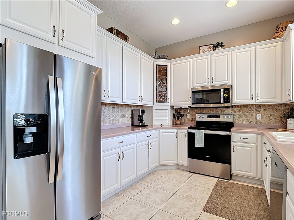 1860 Corona Del Sire Drive North Fort Myers FL 33917 2025010137 image12