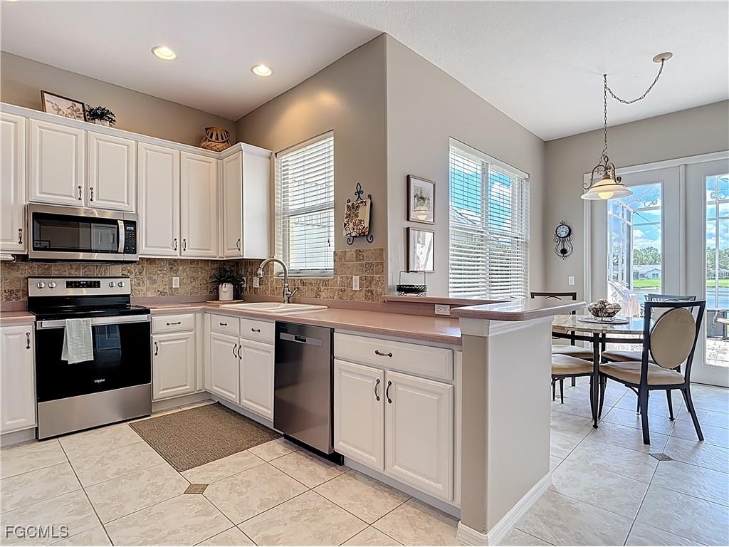 1860 Corona Del Sire Drive North Fort Myers FL 33917 2025010137 image13