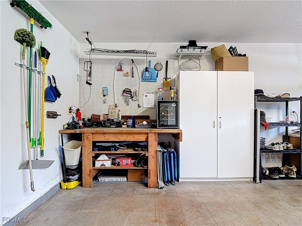 1860 Corona Del Sire Drive North Fort Myers FL 33917 2025010137 image32