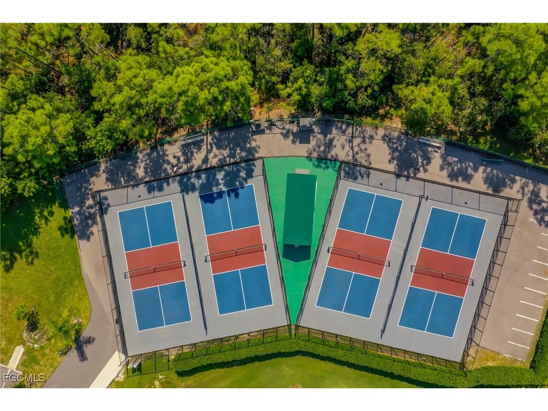 1860 Corona Del Sire Drive North Fort Myers FL 33917 2025010137 image46