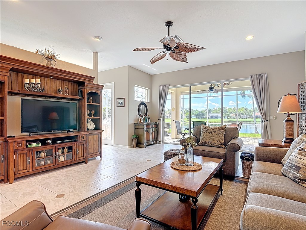 1860 Corona Del Sire Drive North Fort Myers FL 33917 2025010137 image6