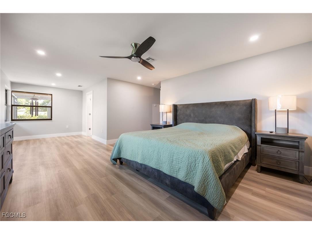 1860 Marina Circle North Fort Myers FL 33903 2025014337 image19