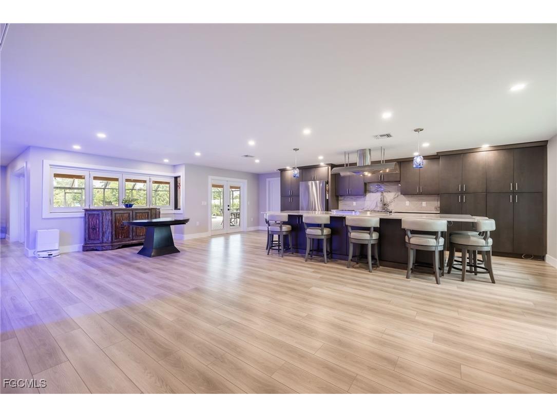 1860 Marina Circle North Fort Myers FL 33903 2025014337 image7