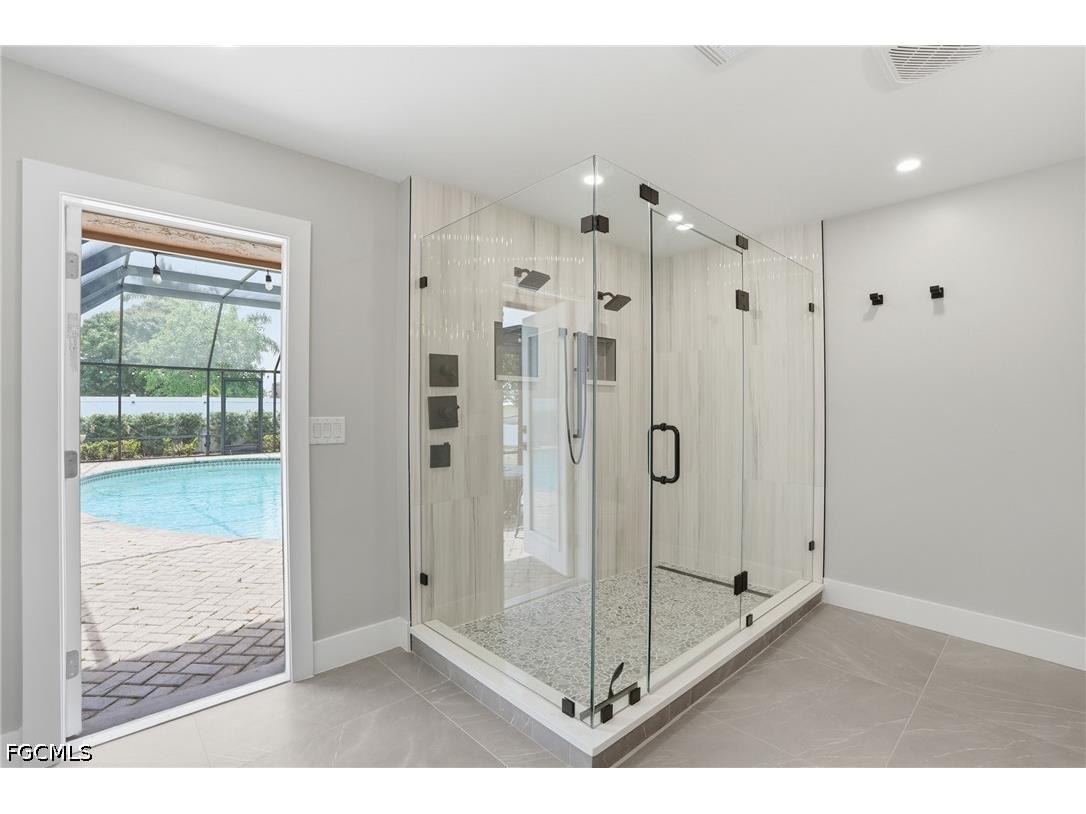 1860 Marina Circle North Fort Myers FL 33903 2026021988 image12