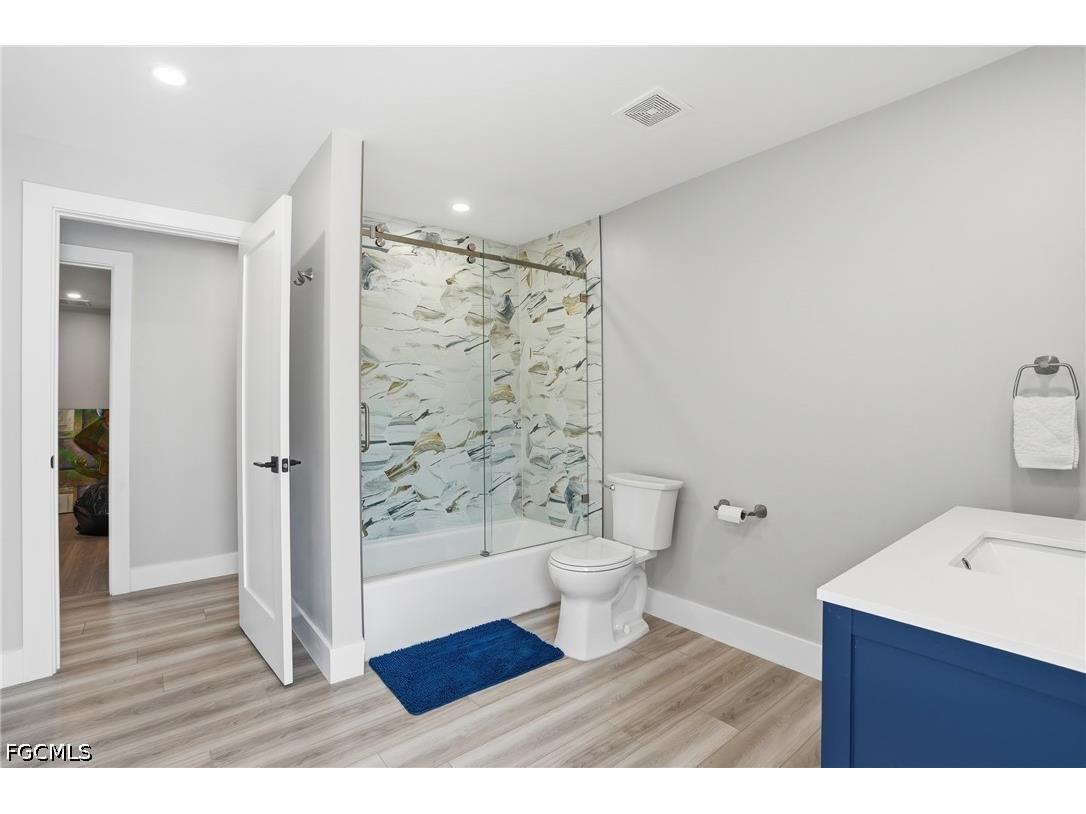 1860 Marina Circle North Fort Myers FL 33903 2026021988 image16