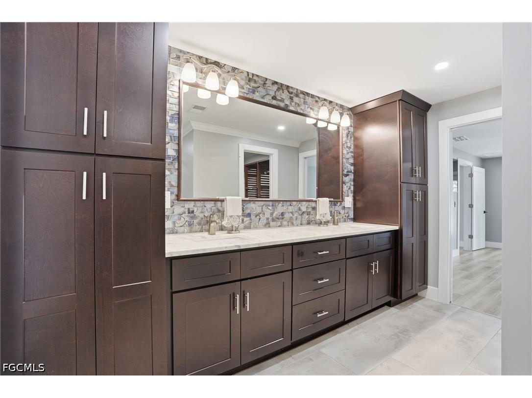 1860 Marina Circle North Fort Myers FL 33903 2026021988 image21