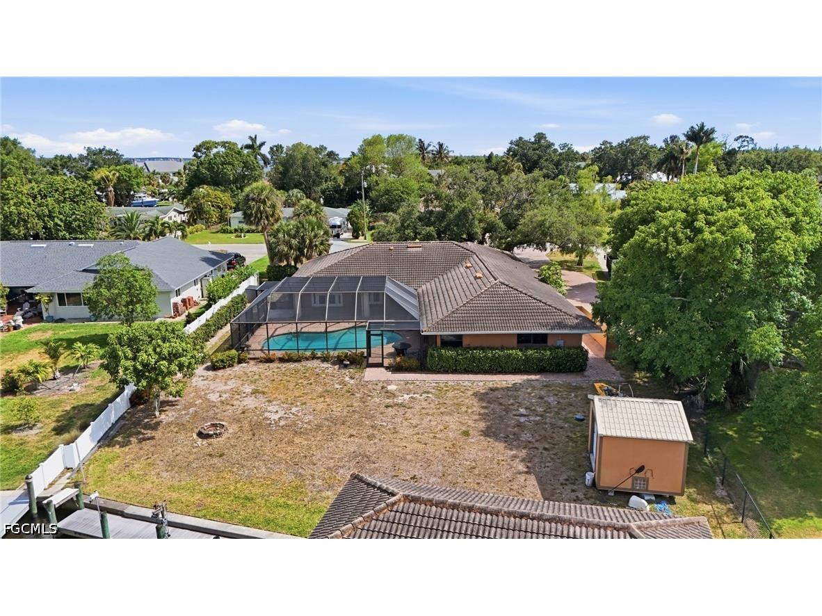 1860 Marina Circle North Fort Myers FL 33903 2026021988 image26