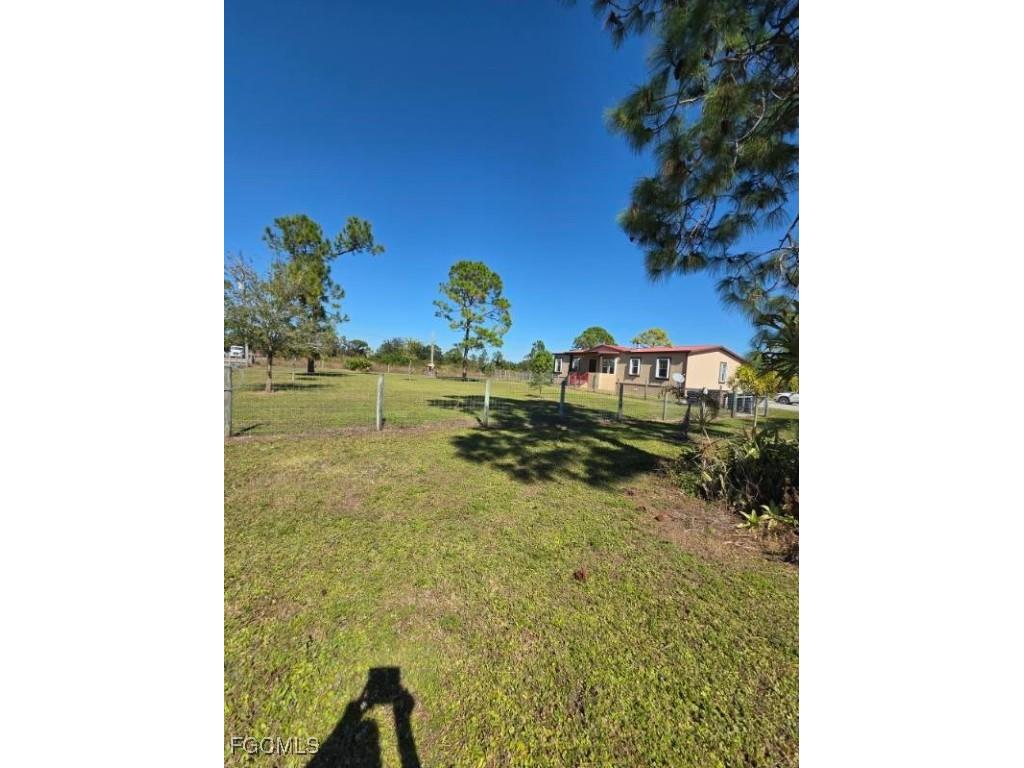 1860 Poinsettia Avenue Lehigh Acres FL 33972 2025020472 image12