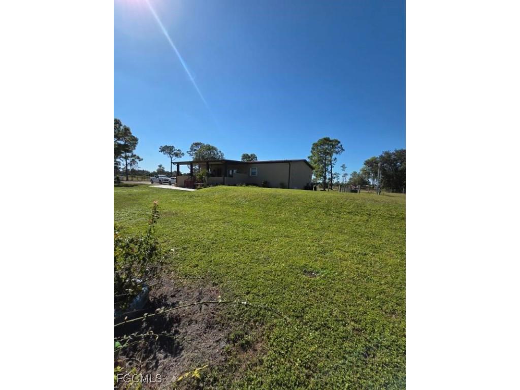 1860 Poinsettia Avenue Lehigh Acres FL 33972 2025020472 image20