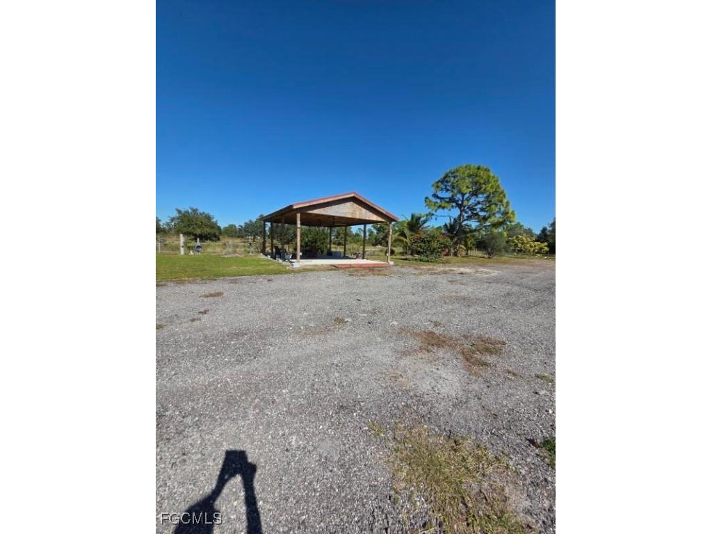 1860 Poinsettia Avenue Lehigh Acres FL 33972 2025020472 image25