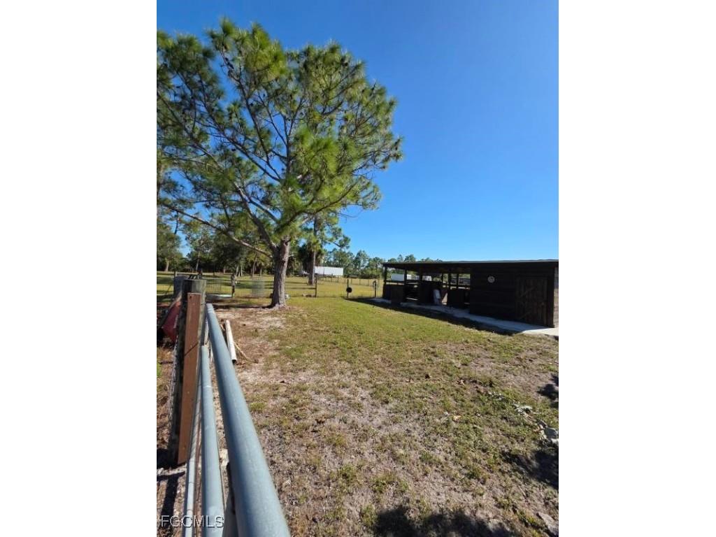 1860 Poinsettia Avenue Lehigh Acres FL 33972 2025020472 image34