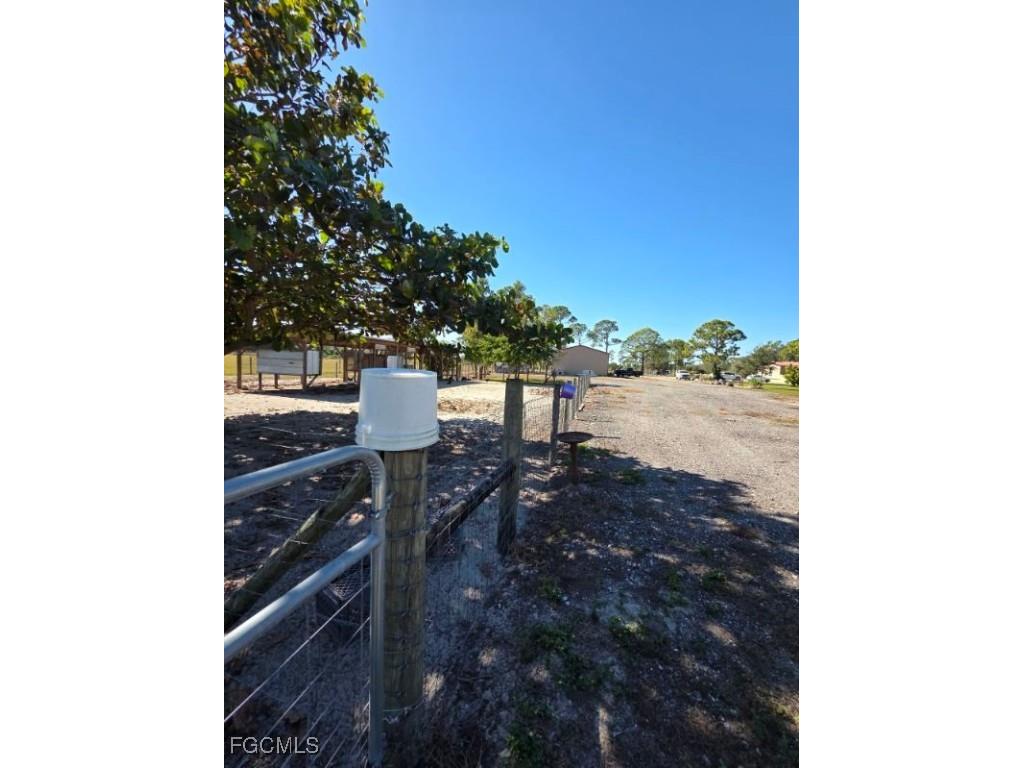 1860 Poinsettia Avenue Lehigh Acres FL 33972 2025020472 image40