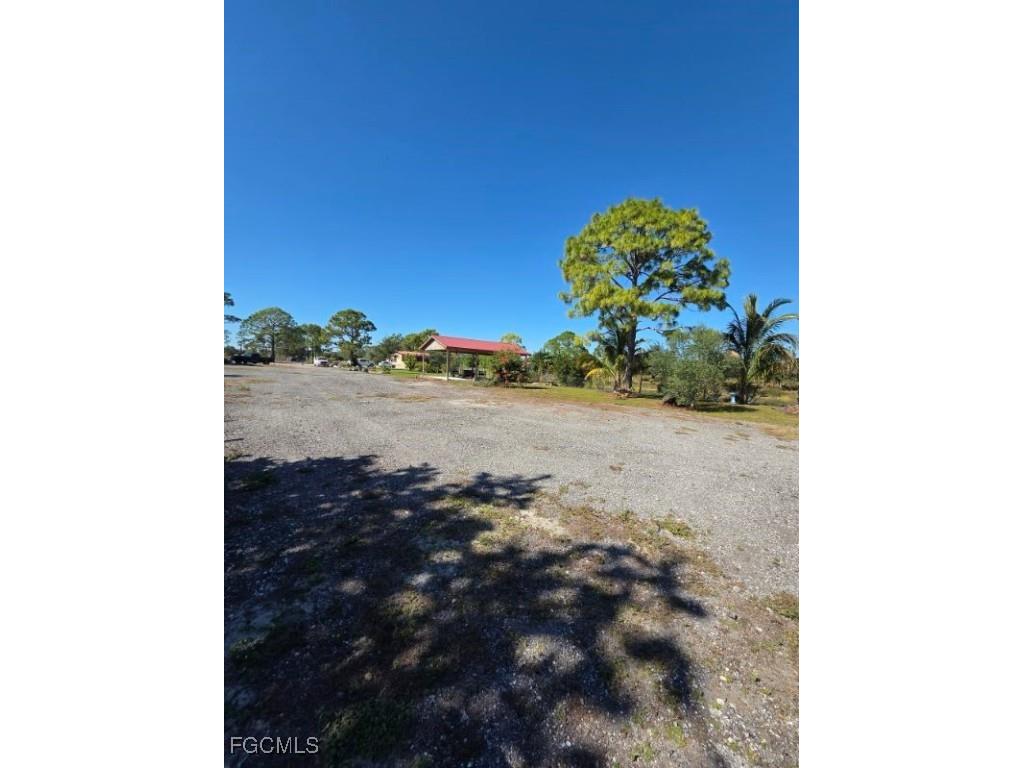 1860 Poinsettia Avenue Lehigh Acres FL 33972 2025020472 image41