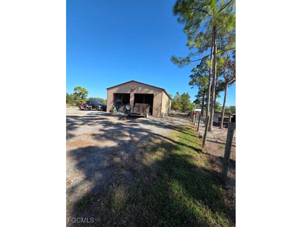 1860 Poinsettia Avenue Lehigh Acres FL 33972 2025020472 image46