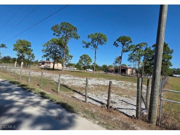 1860 Poinsettia Avenue Lehigh Acres FL 33972 2025020472 image9