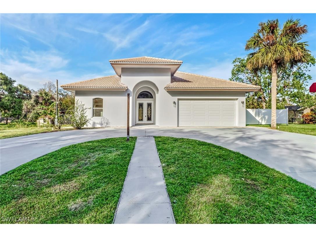18601 S River Road Alva FL 33920 222086316 image1