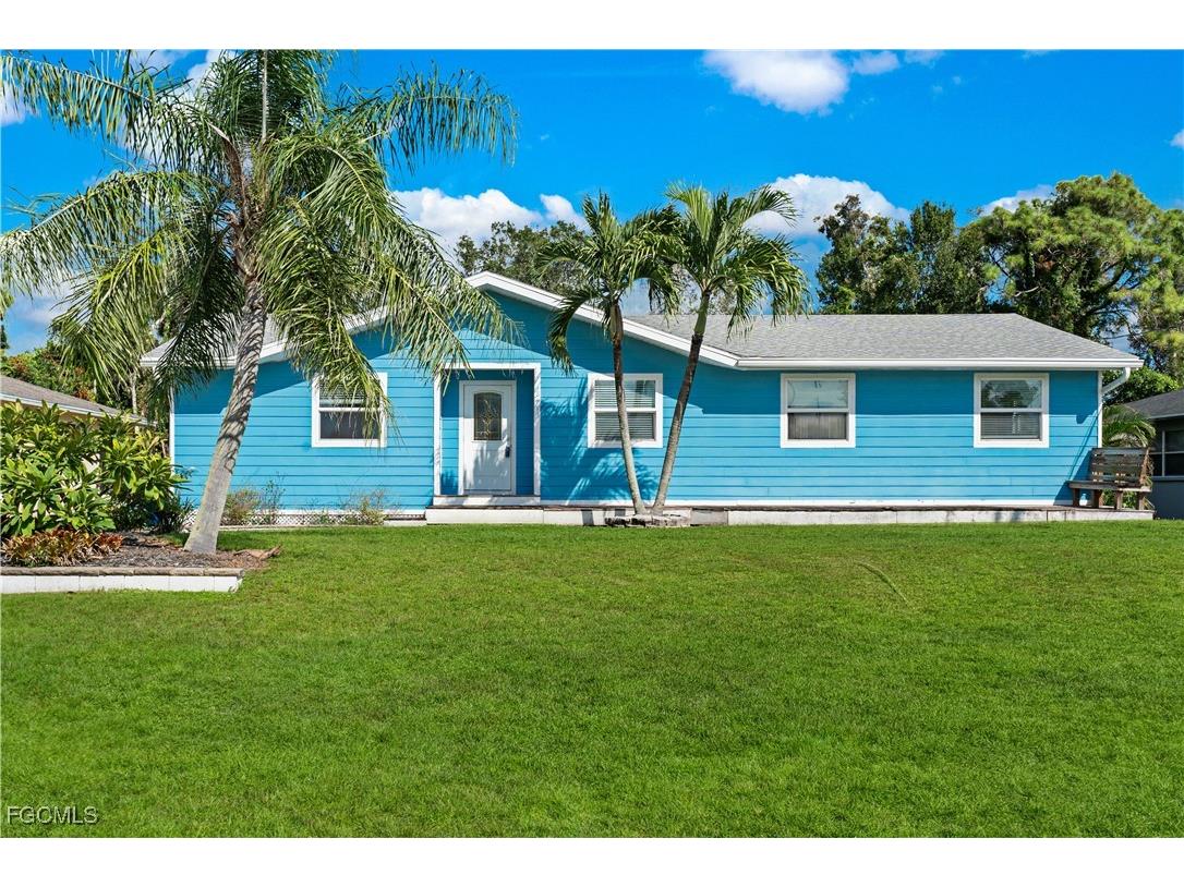 18613 Oriole Road Fort Myers FL 33967 2025012936 image1