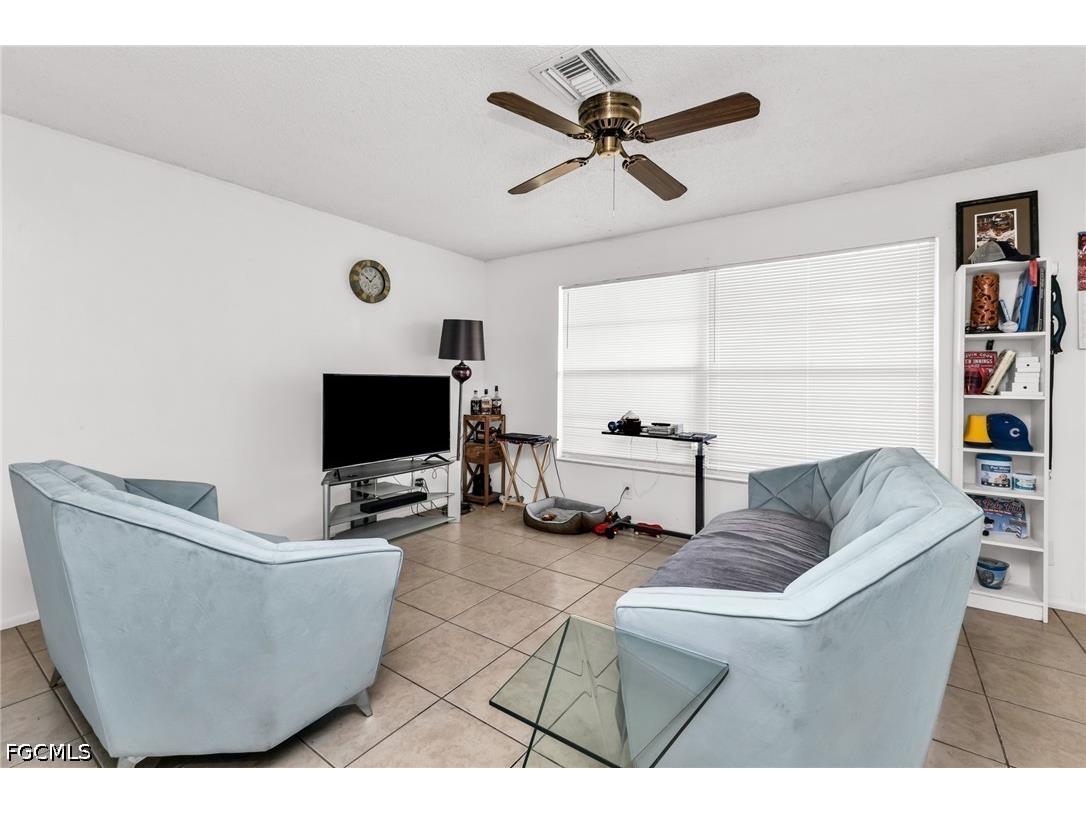 18617/18619 Bartow Boulevard Fort Myers FL 33967 2026023985 image6