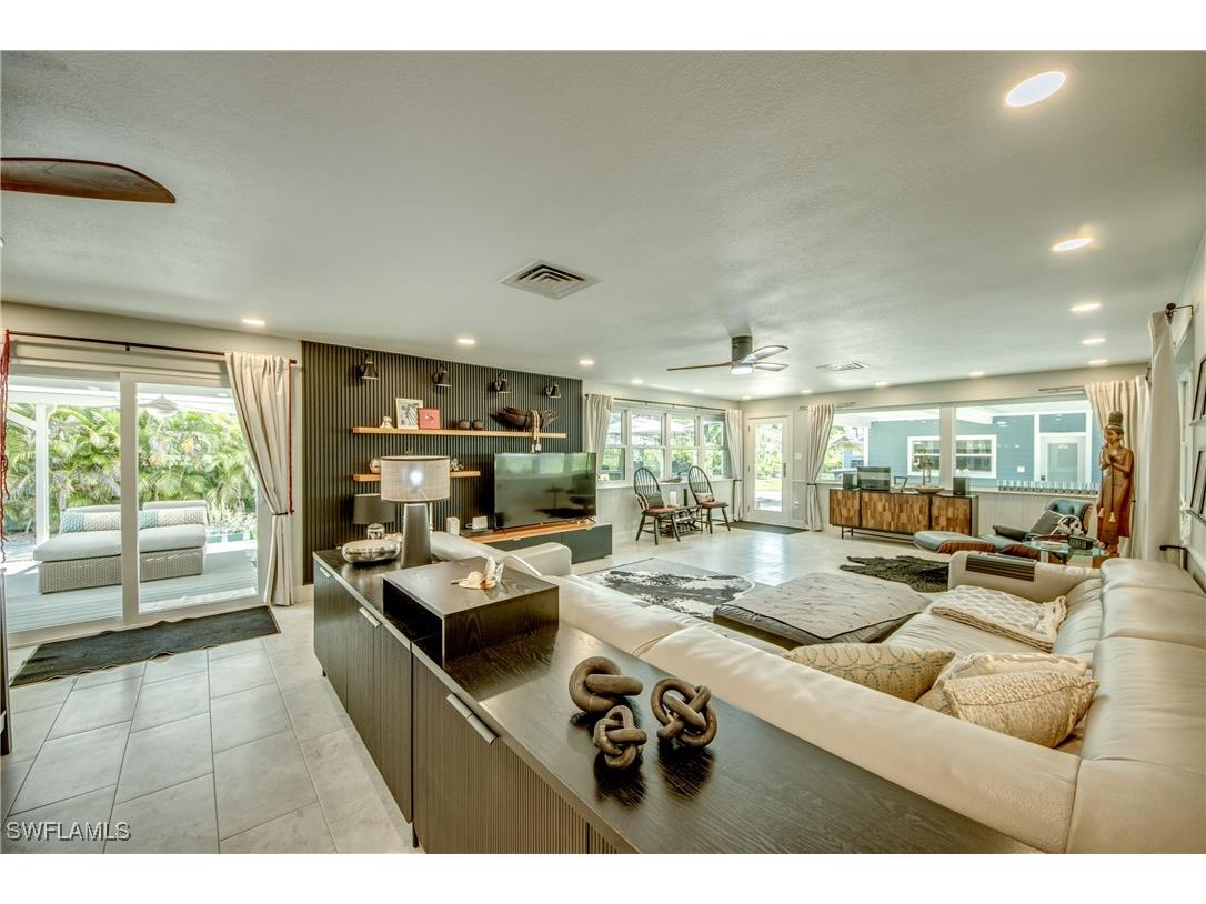 1862 Linhart Avenue Fort Myers FL 33901 224066380 image16