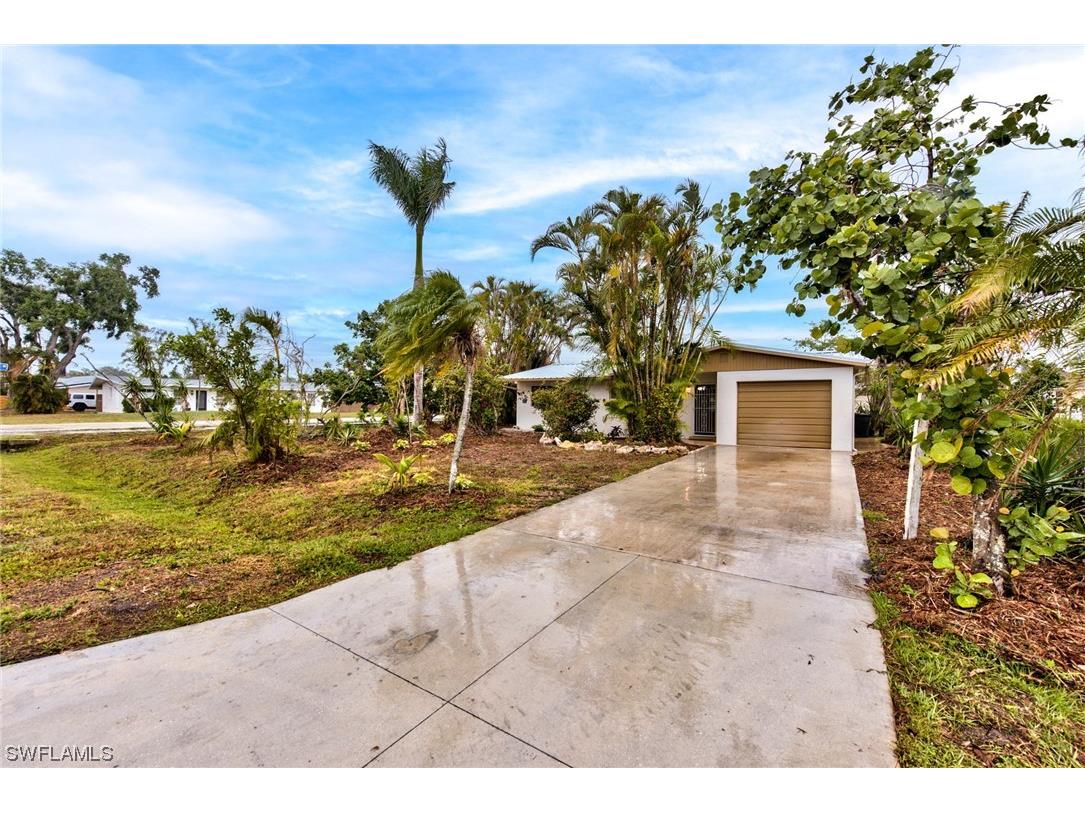 18623 Geranium Road Fort Myers FL 33967 223028482 image1