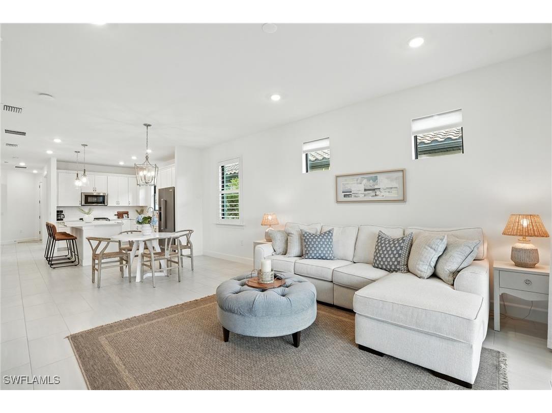 1863 Mesa Lane Naples FL 34120 225067500 image1