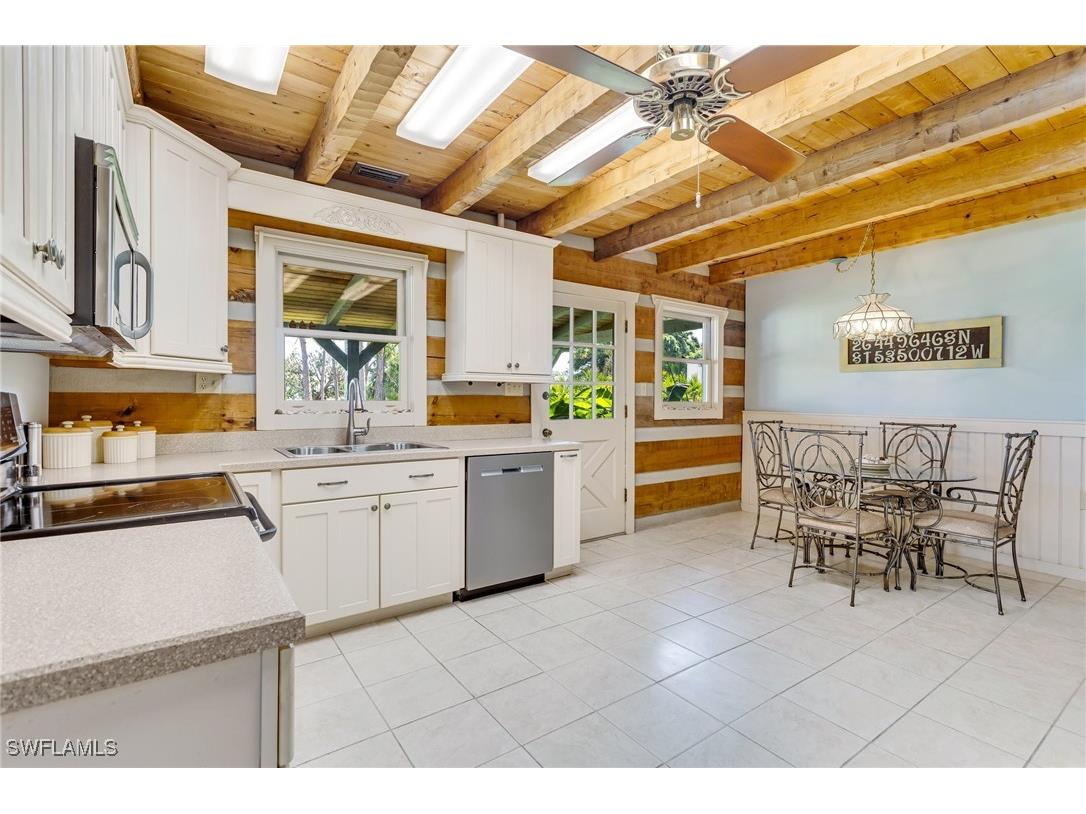 18631 Baseleg Avenue North Fort Myers FL 33917 225038759 image15