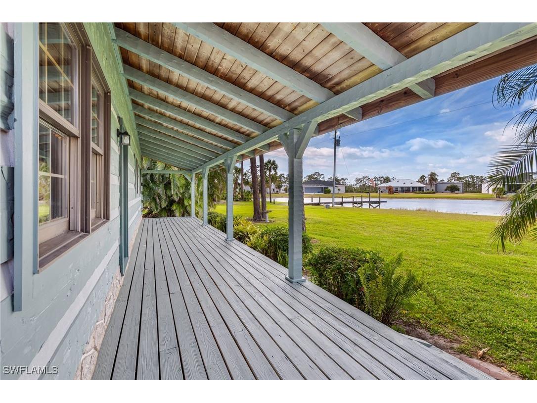 18631 Baseleg Avenue North Fort Myers FL 33917 225038759 image3