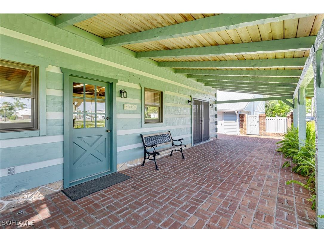 18631 Baseleg Avenue North Fort Myers FL 33917 225038759 image8