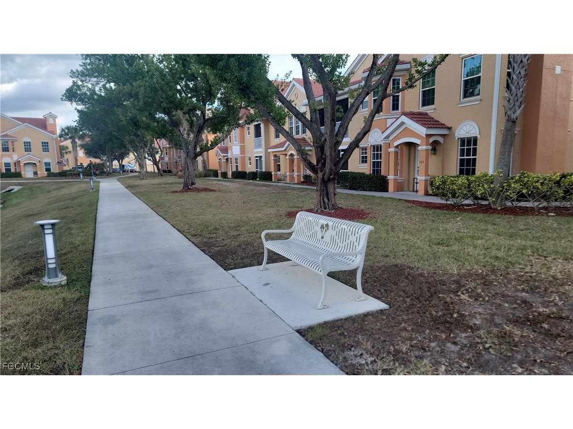 1865 Concordia Lake Circle #402 Cape Coral FL 33909 2025024451 image20