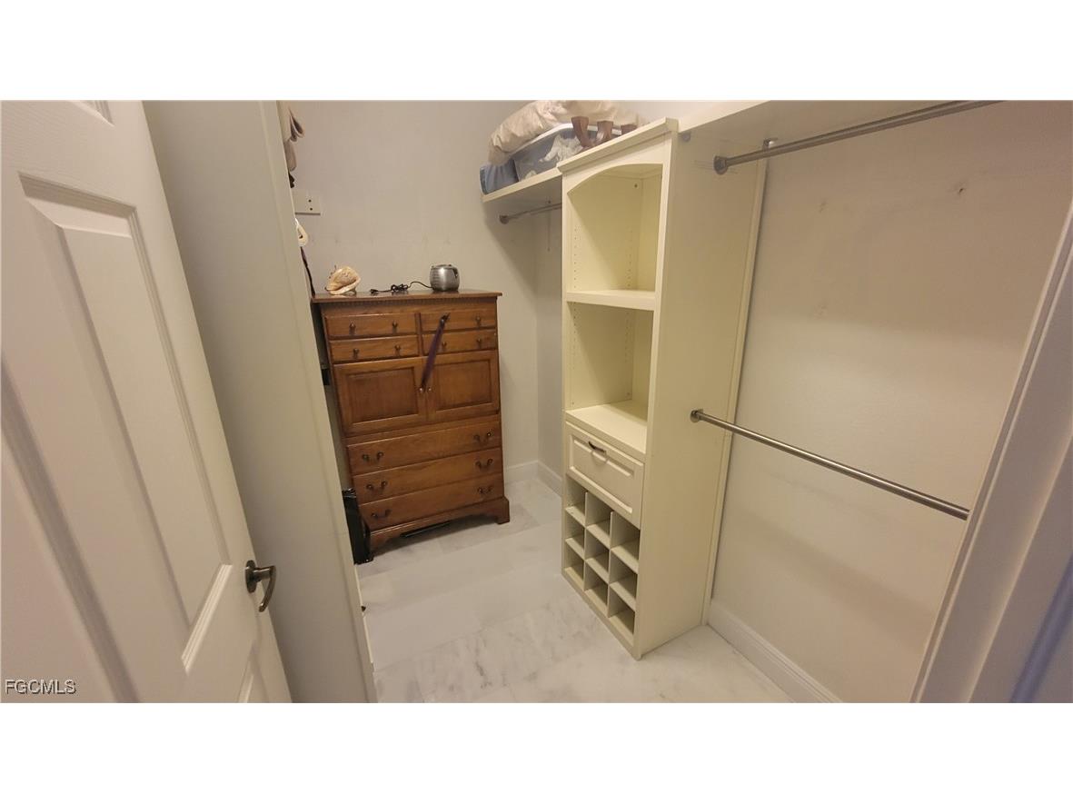 1865 Concordia Lake Circle #402 Cape Coral FL 33909 2025024451 image9