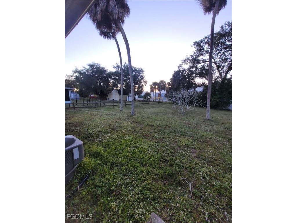 1865 Lavonia Lane North Fort Myers FL 33917 2025024214 image21