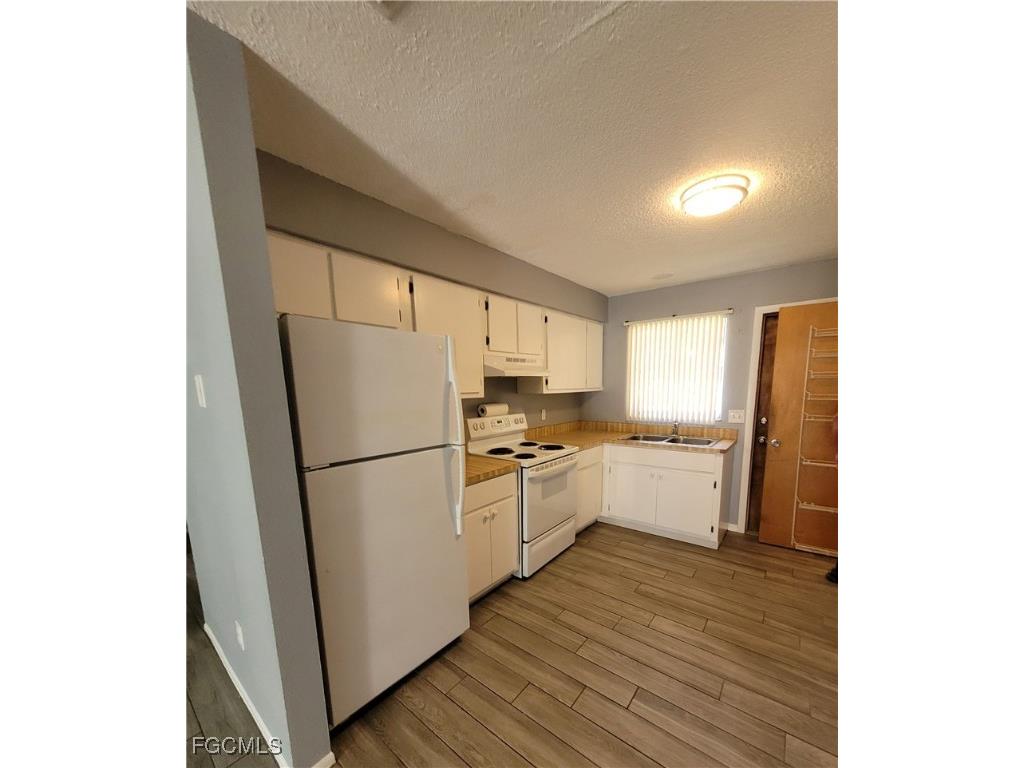 1865 Lavonia Lane North Fort Myers FL 33917 2025024214 image4