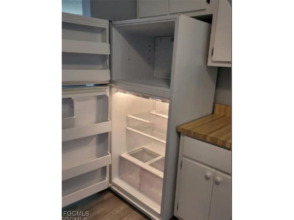 1865 Lavonia Lane North Fort Myers FL 33917 2025024214 image5