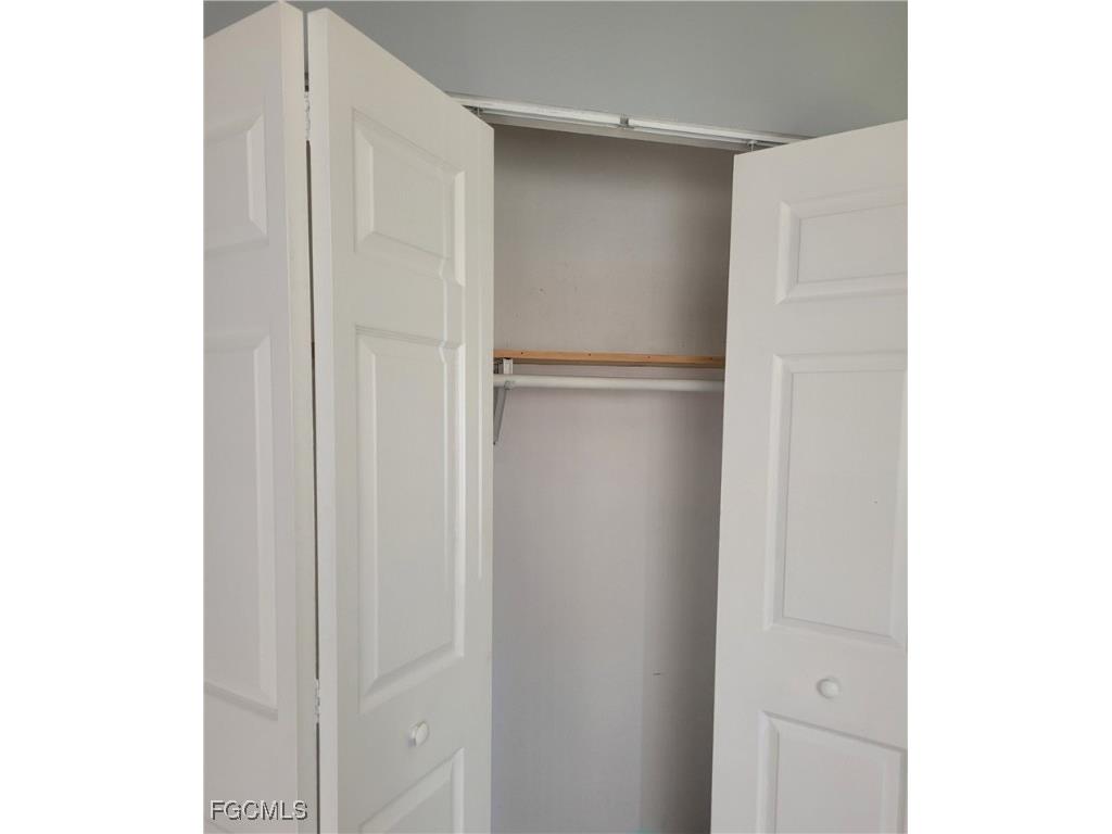 1865 Lavonia Lane North Fort Myers FL 33917 2025024214 image8