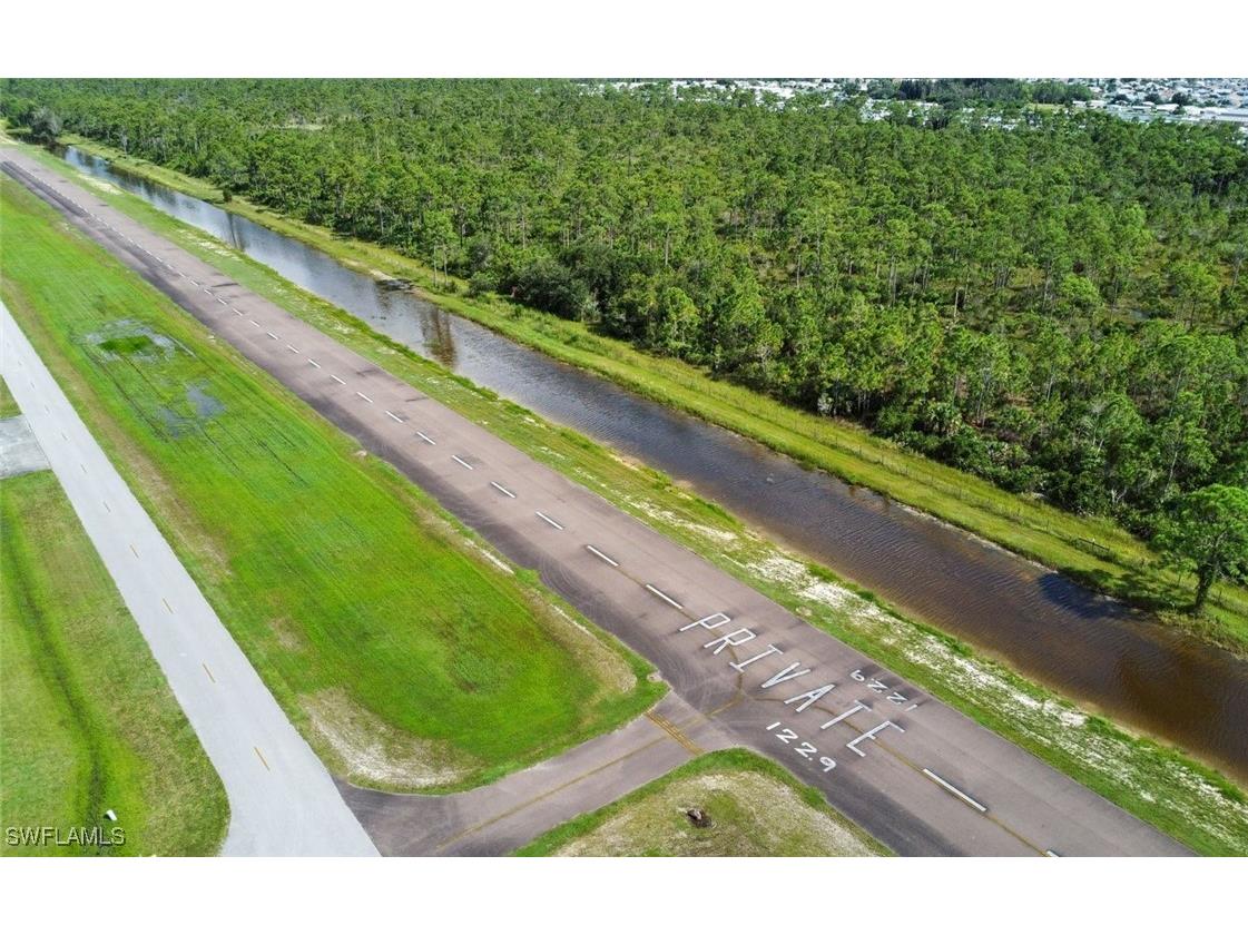 18683 Baseleg Avenue North Fort Myers FL 33917 226005763 image3