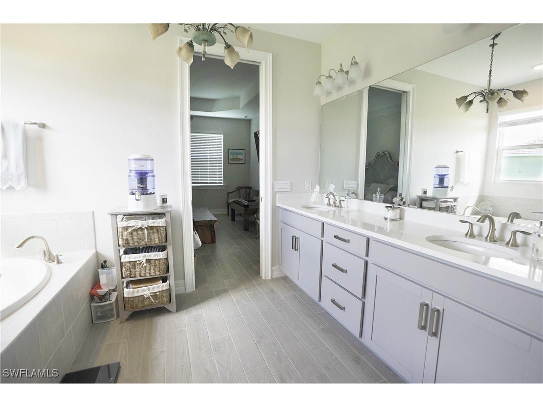 18698 Royal Hammock Boulevard Naples FL 34114 225069577 image15