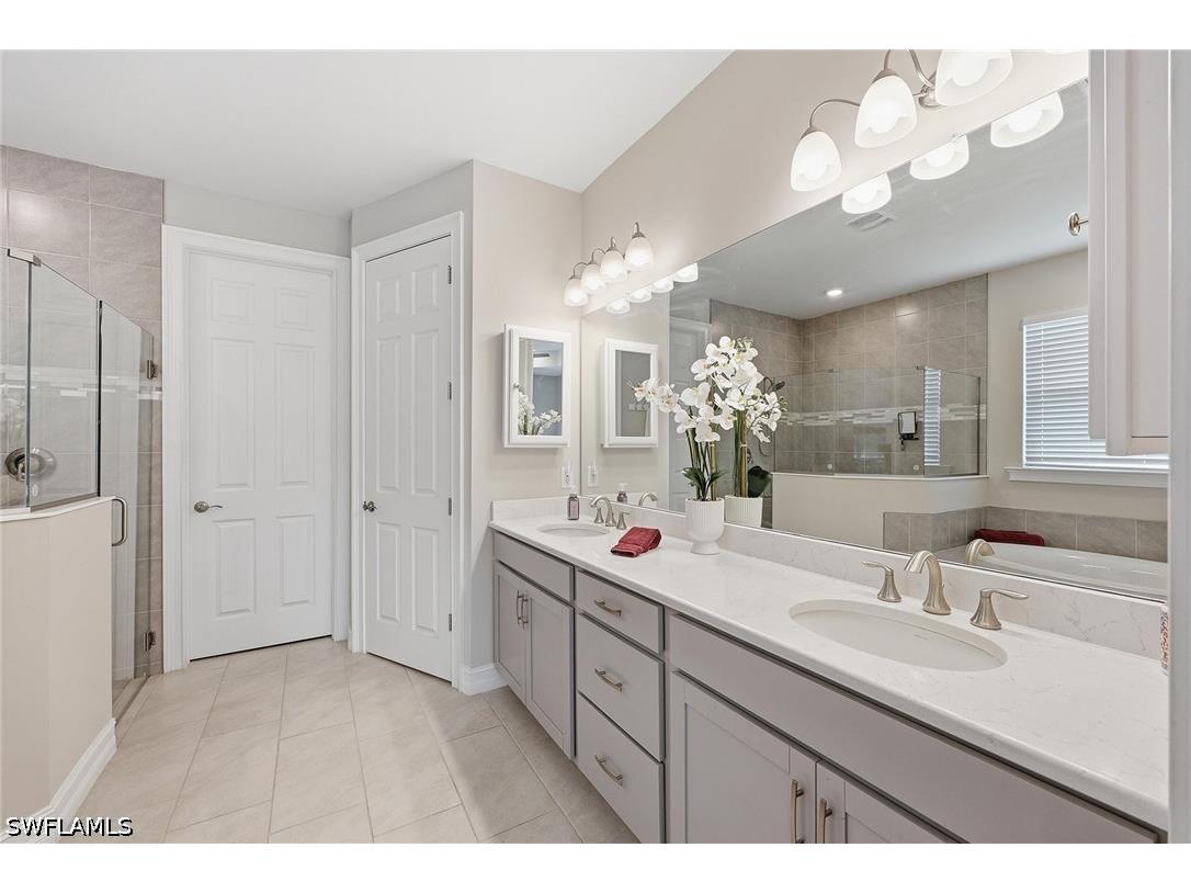 18699 Ensenada Drive Naples FL 34114 226021579 image19
