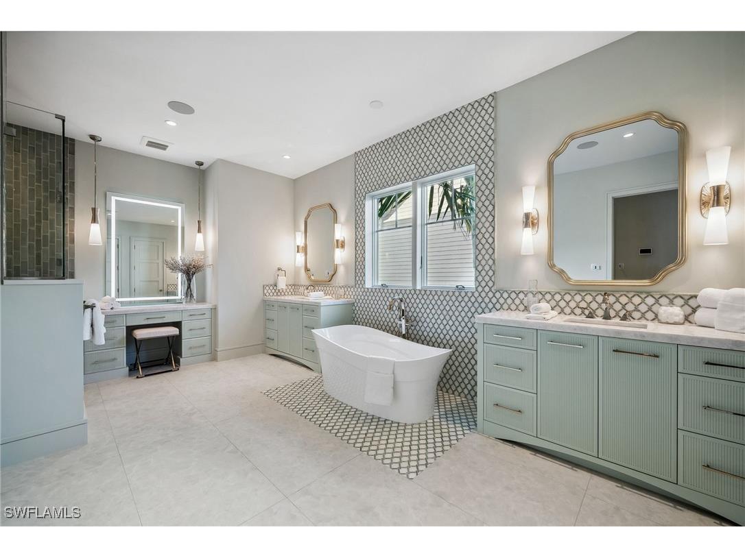 187 10th Avenue S Naples FL 34102 225001455 image25