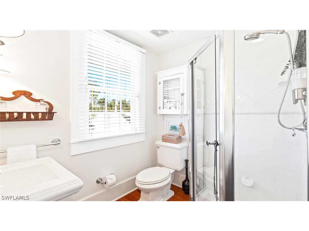 187 Broad Avenue S Naples FL 34102 225076187 image16