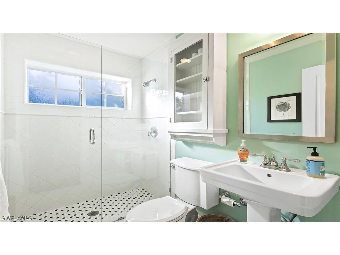 187 Broad Avenue S Naples FL 34102 225076187 image26