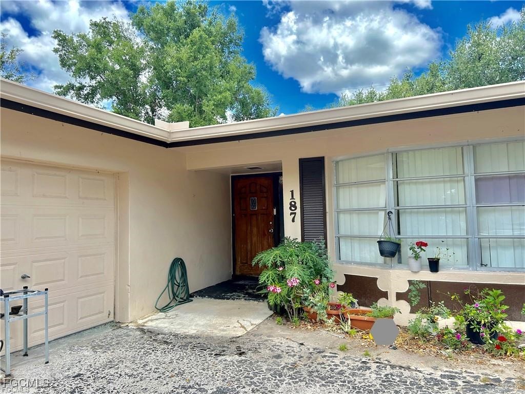 187 Louise Street Fort Myers FL 33905 2025012721 image1