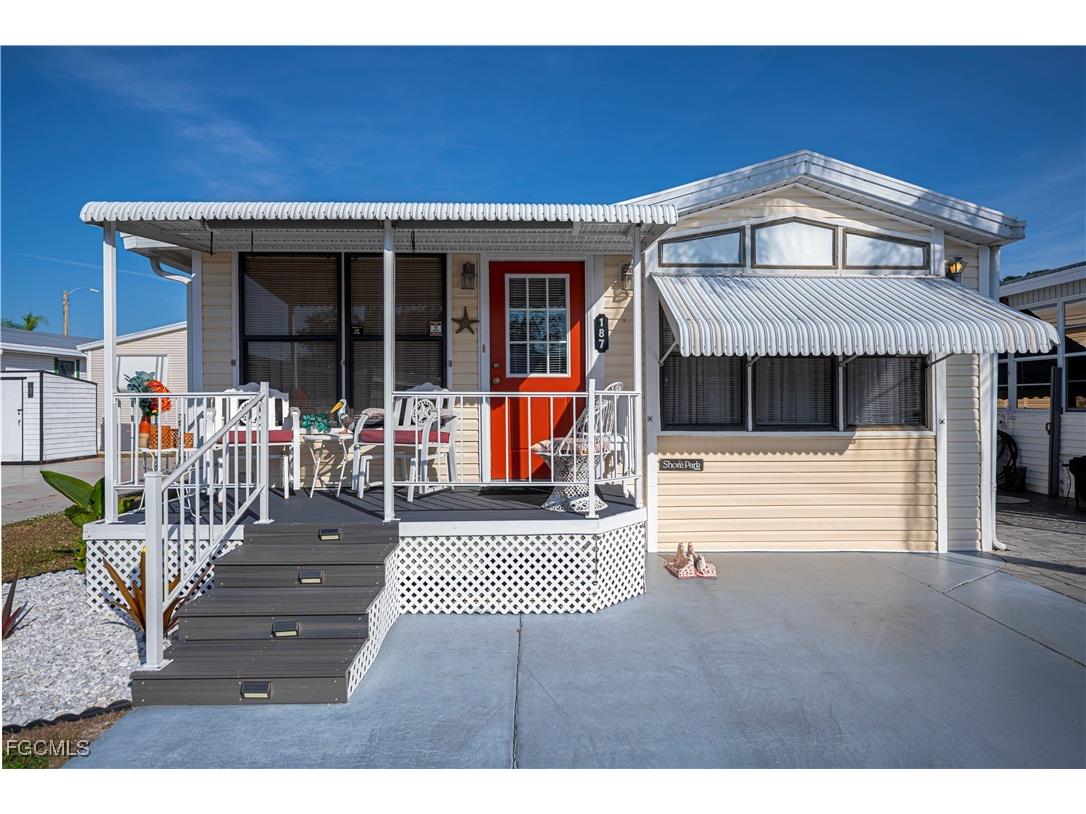 187 Ramble Drive North Fort Myers FL 33903 2025023183 image1