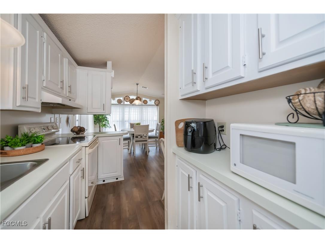 187 Ramble Drive North Fort Myers FL 33903 2025023183 image18