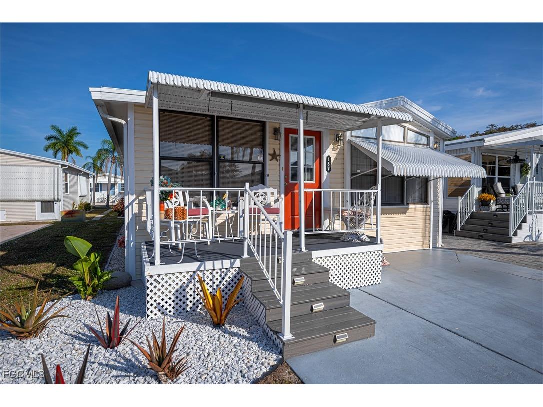187 Ramble Drive North Fort Myers FL 33903 2025023183 image2