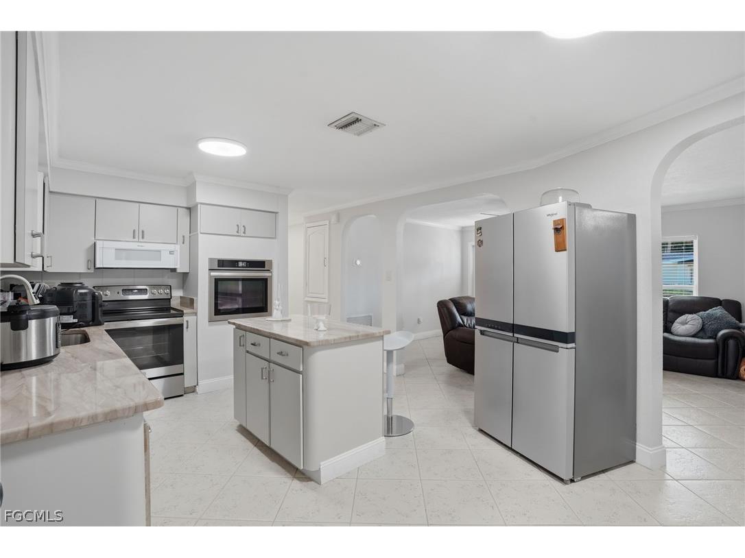 1870 Queen Court North Fort Myers FL 33917 2026012900 image13